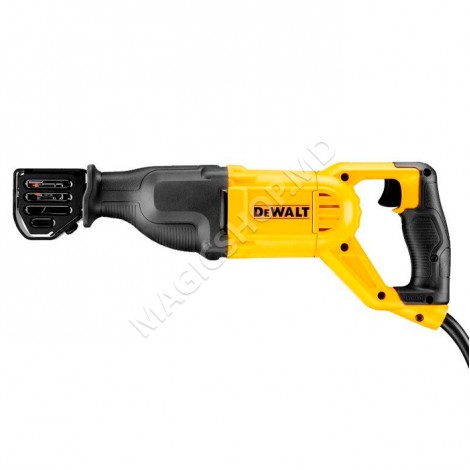 Сабельная пила DeWalt DWE305PK